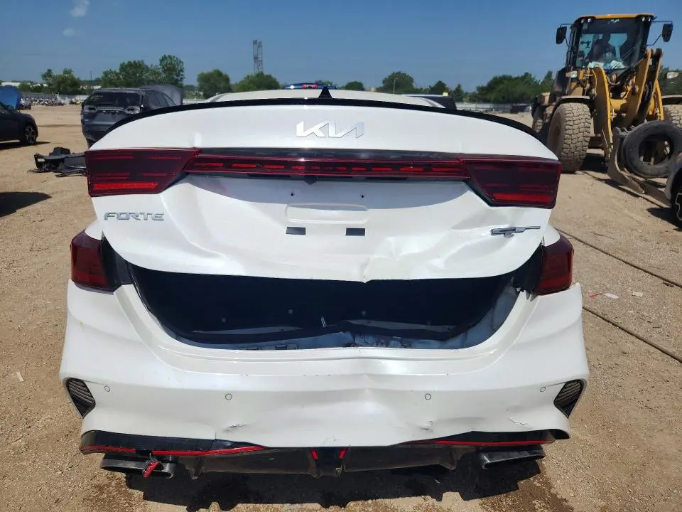 2022 KIA FORTE GT  