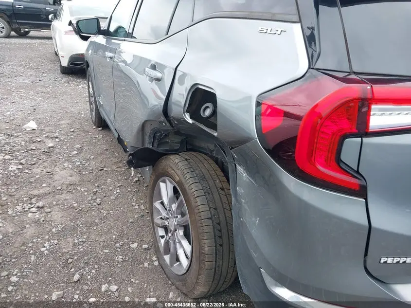 2023 GMC TERRAIN FWD SLT