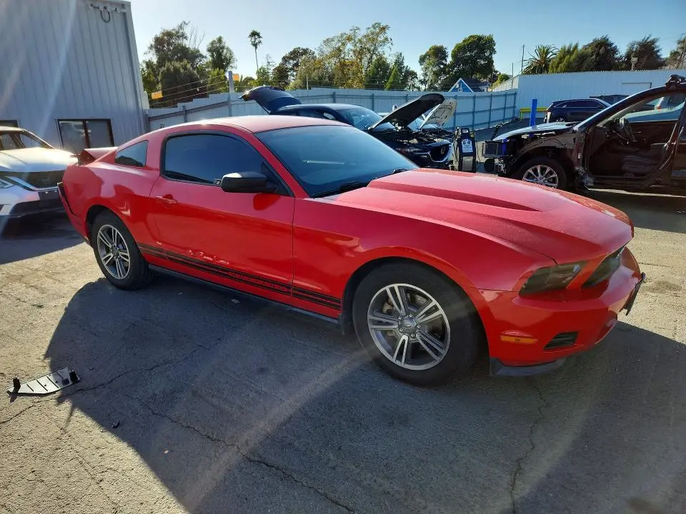 2011 FORD MUSTANG   