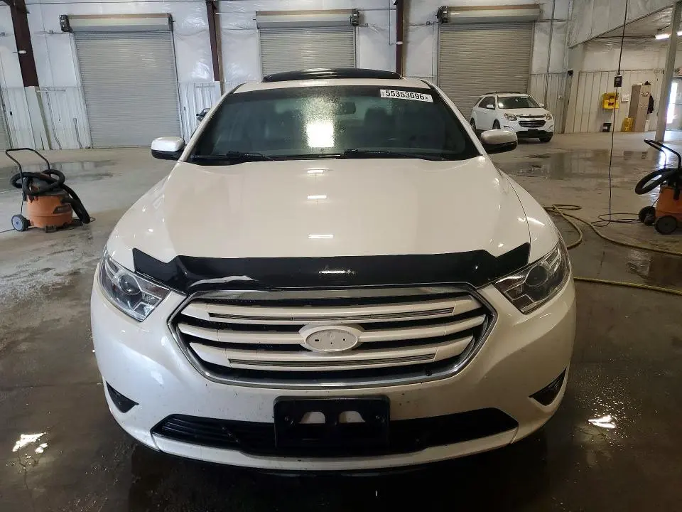 2015 FORD TAURUS SEL  