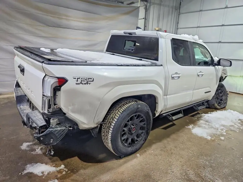 2024 TOYOTA TACOMA TRD SPORT  