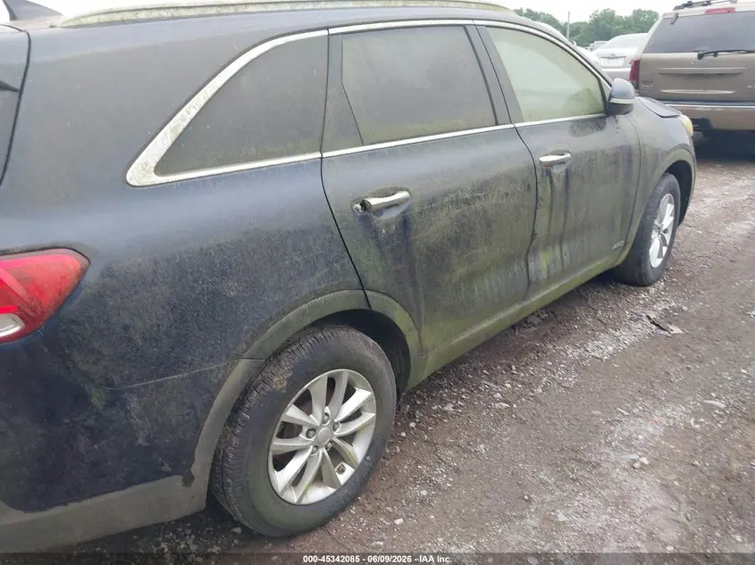 2016 KIA SORENTO 2.4L LX
