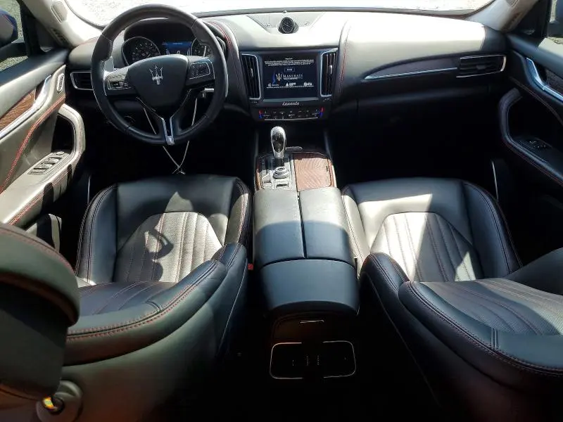 2017 MASERATI LEVANTE S LUXURY  