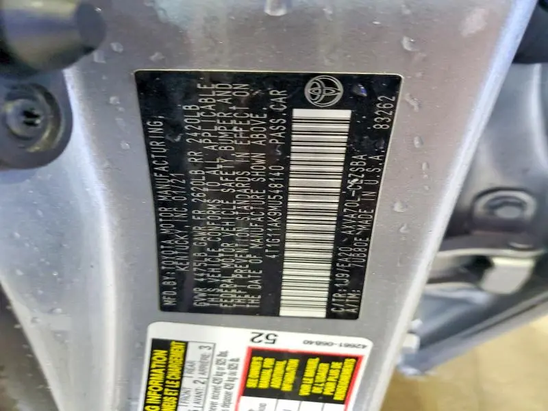 2021 TOYOTA CAMRY SE  