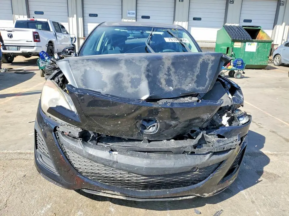 2010 MAZDA 3   