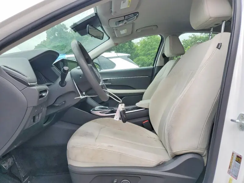 2022 HYUNDAI SONATA SEL  