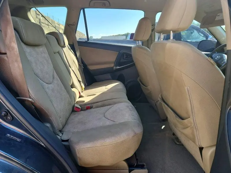 2010 TOYOTA RAV4 BASE  