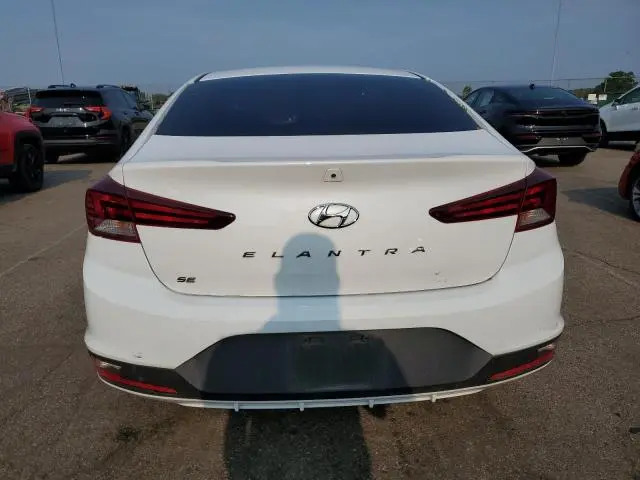 2020 HYUNDAI ELANTRA SE  