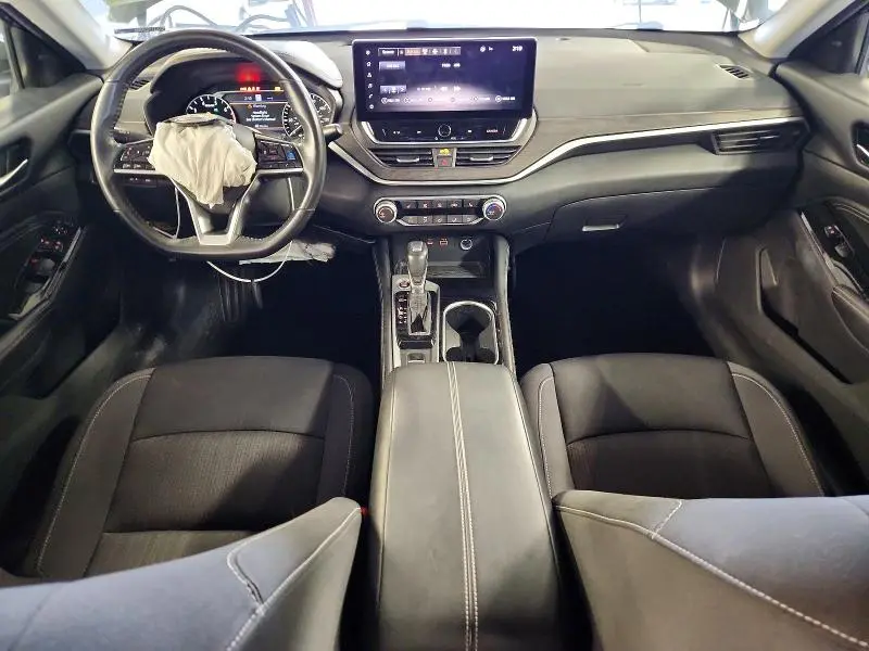 2023 NISSAN ALTIMA SV  