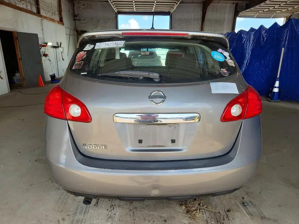 2013 NISSAN ROGUE S  