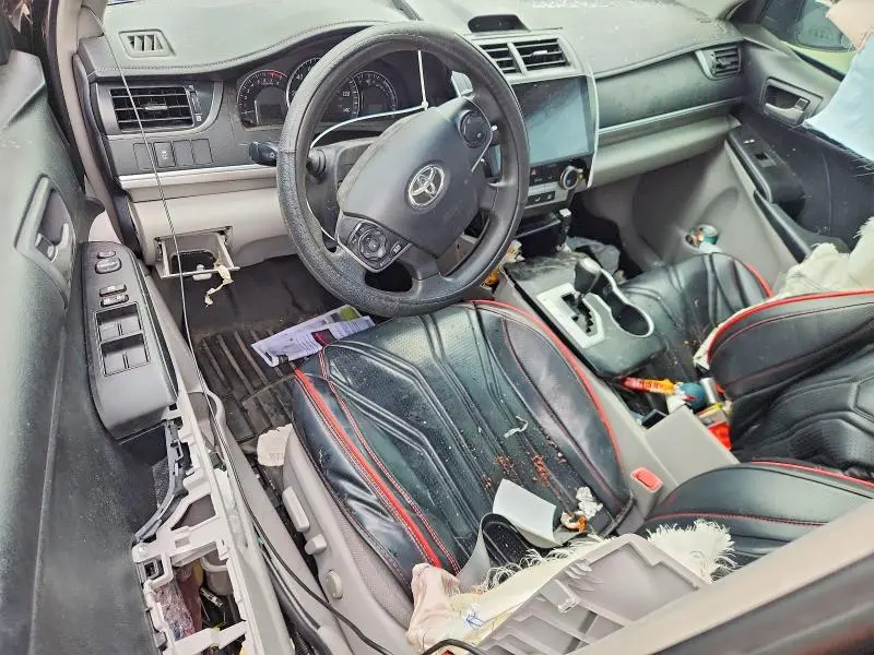 2012 TOYOTA CAMRY LE  