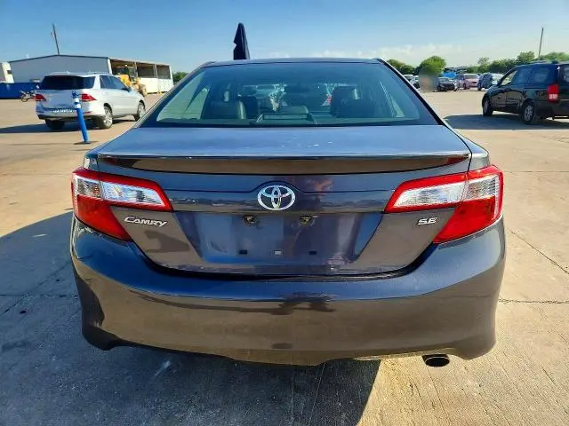 2013 TOYOTA CAMRY SE  