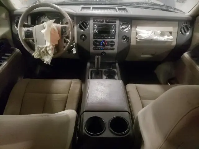 2010 FORD EXPEDITION XLT  