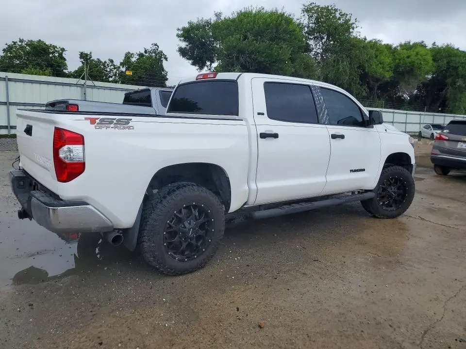 2019 TOYOTA TUNDRA CREWMAX SR5  
