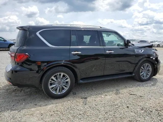 2023 INFINITI QX80 LUXE  