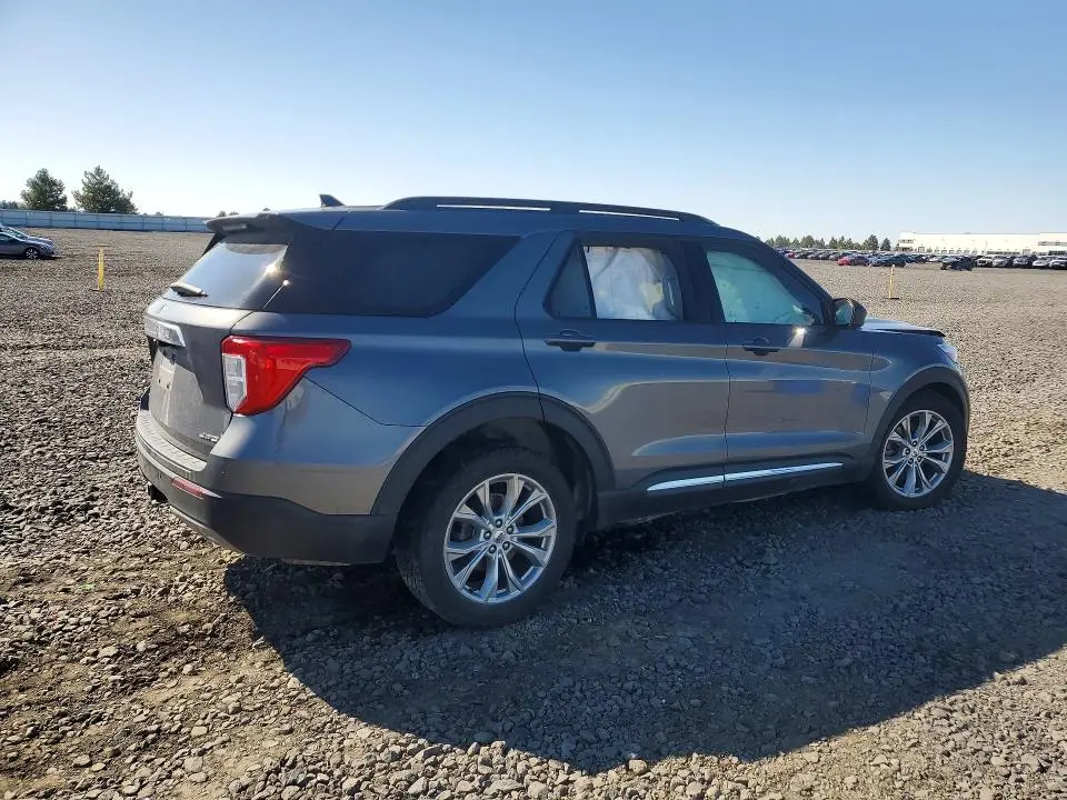 2021 FORD EXPLORER XLT  