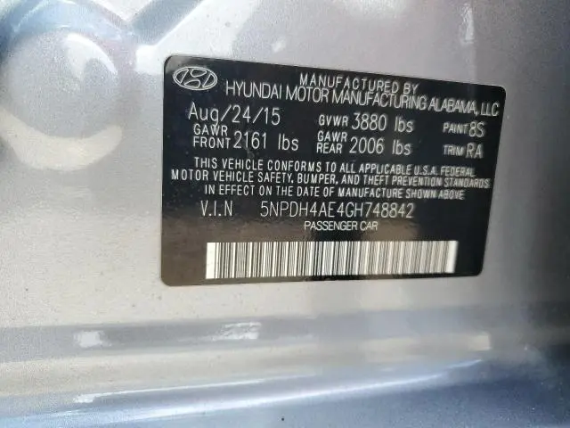 2016 HYUNDAI ELANTRA SE