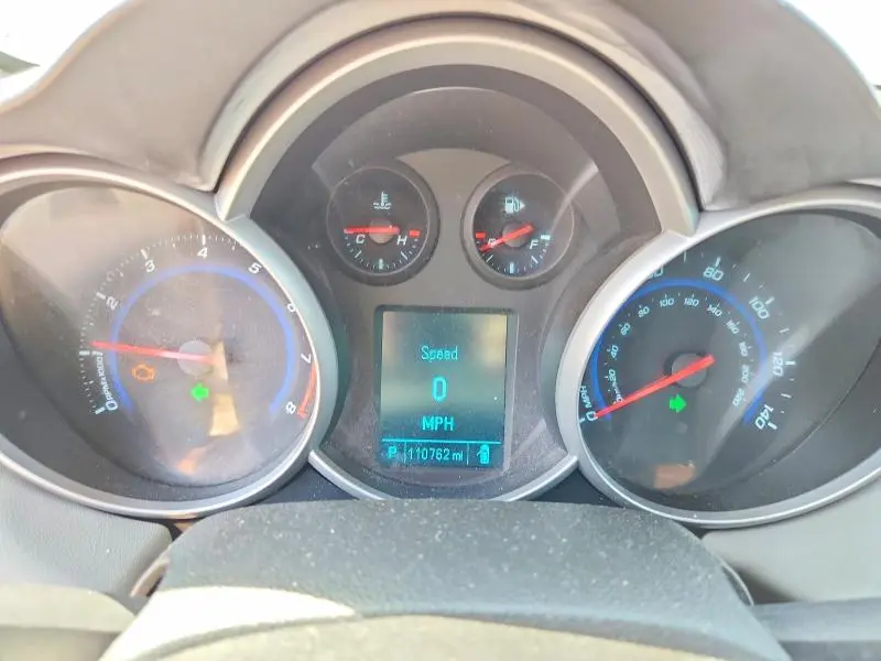 2012 CHEVROLET CRUZE LS  
