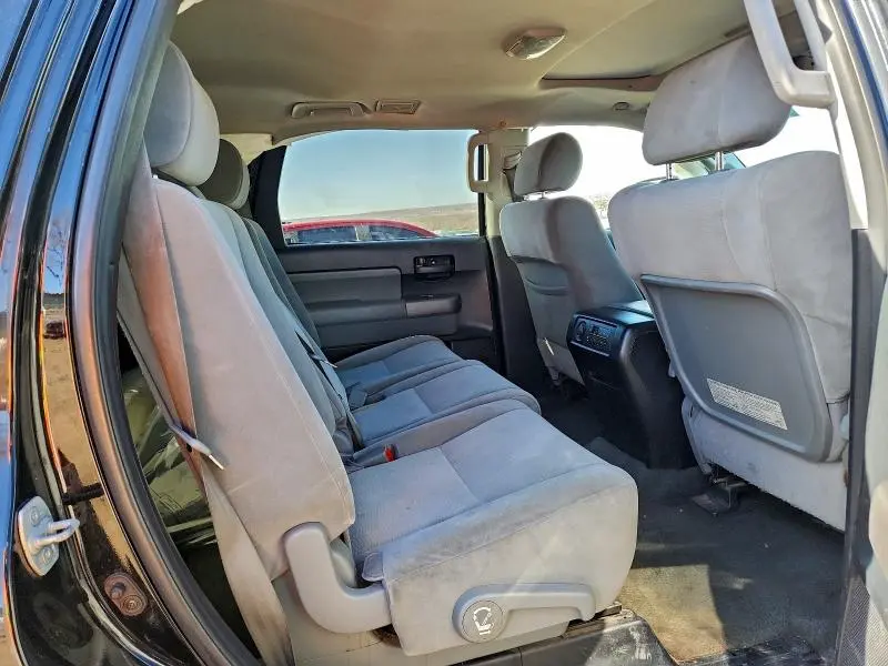 2012 TOYOTA SEQUOIA SR5  