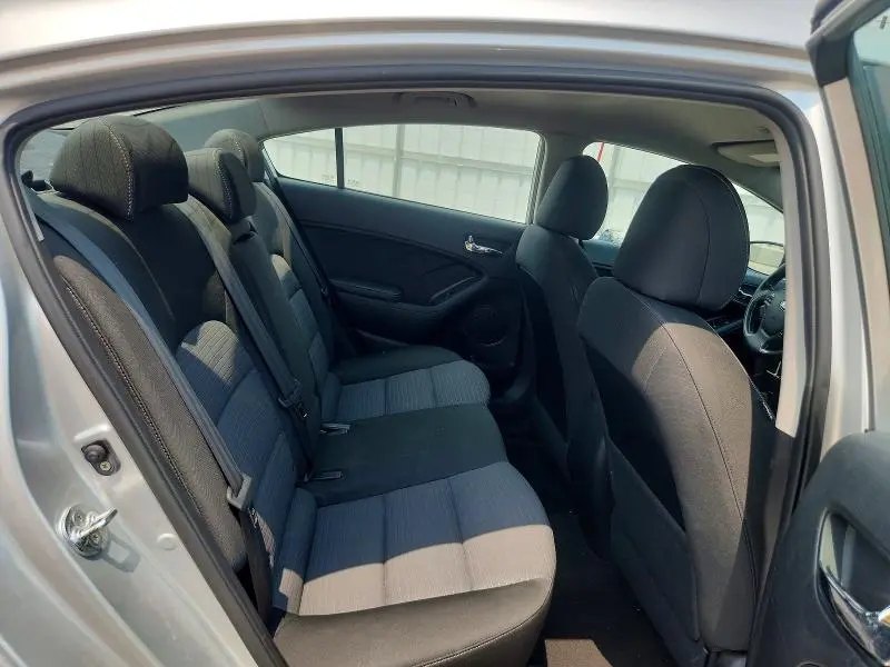 2015 KIA FORTE LX  