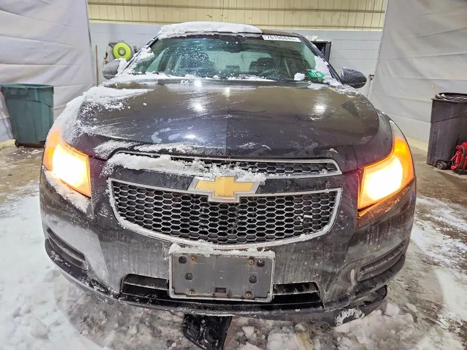 2011 CHEVROLET CRUZE LS  