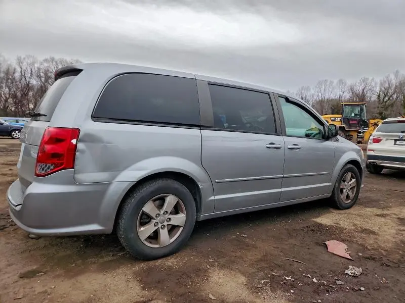 2013 DODGE GRAND CARAVAN SE  