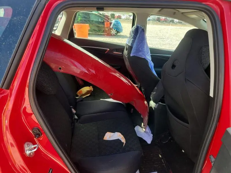 2016 HONDA FIT LX  