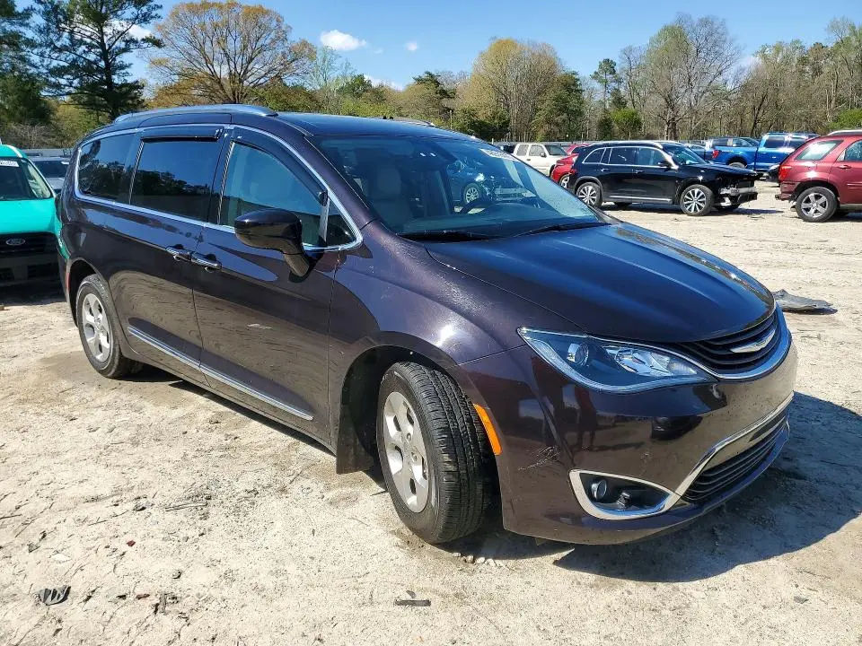 2018 CHRYSLER PACIFICA HYBRID TOURING L  