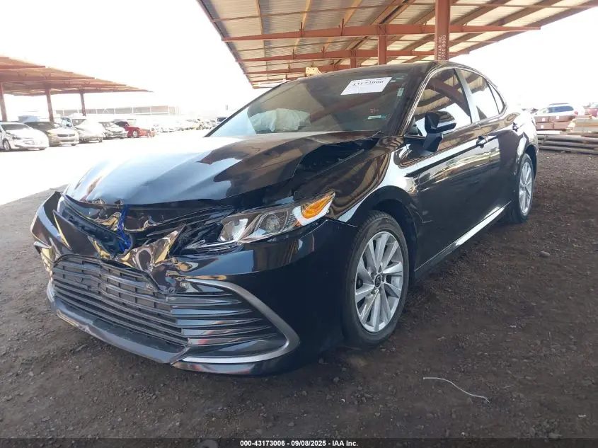 2022 TOYOTA CAMRY LE