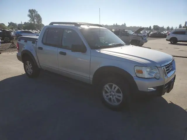 2010 FORD EXPLORER SPORT TRAC XLT  