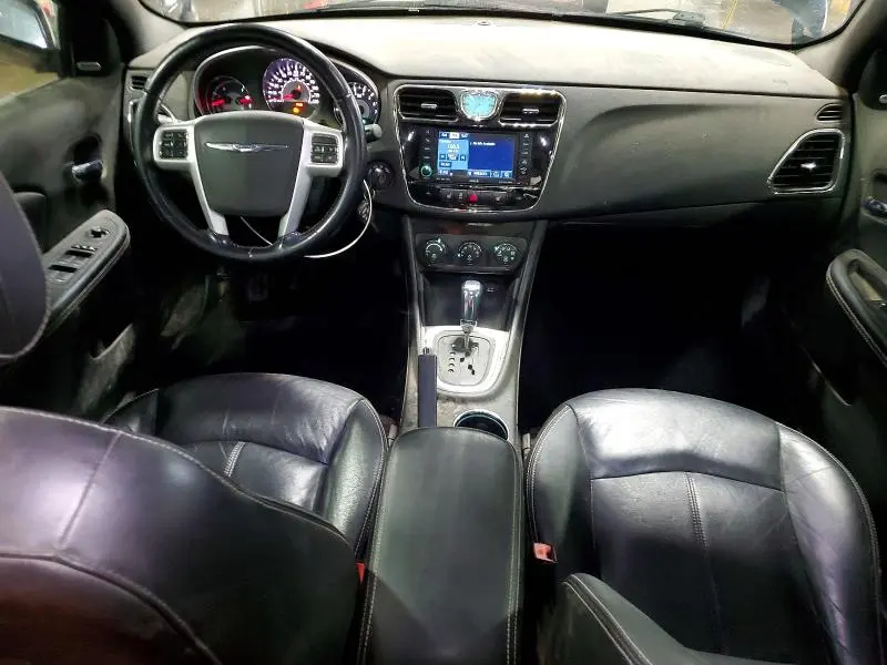 2011 CHRYSLER 200 LIMITED  