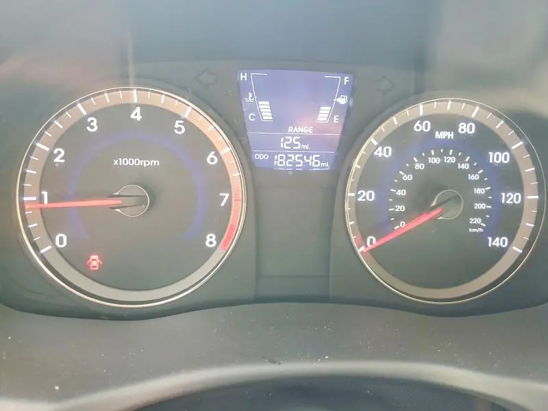 2013 HYUNDAI ACCENT SE  