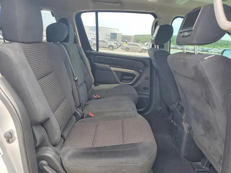 2015 NISSAN ARMADA SV  