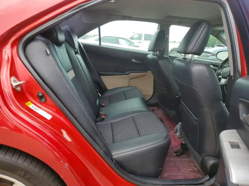 2013 TOYOTA CAMRY SE  