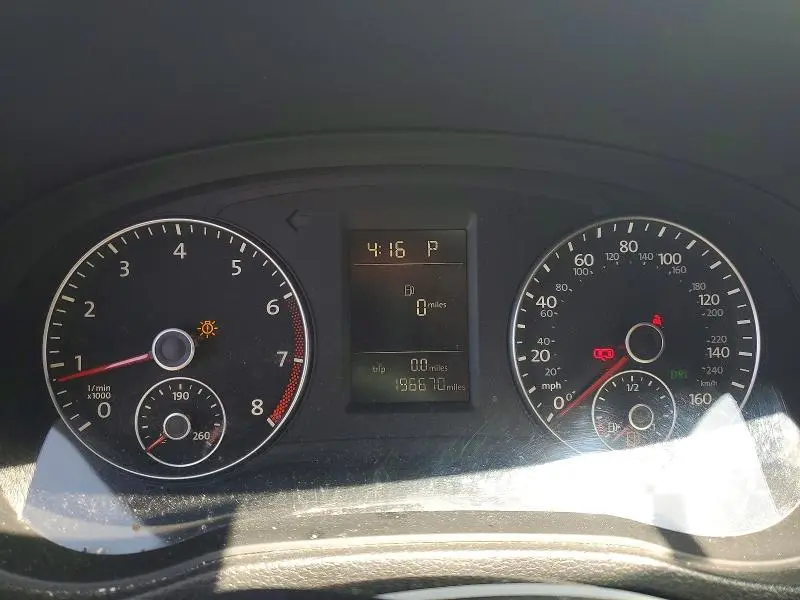 2012 VOLKSWAGEN PASSAT S  
