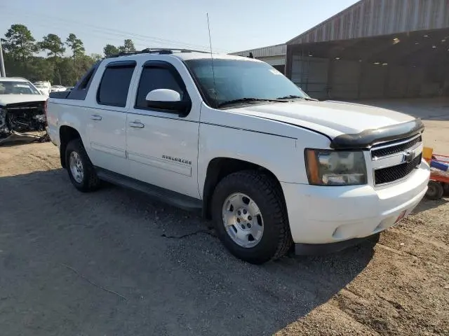 2011 CHEVROLET AVALANCHE LS  