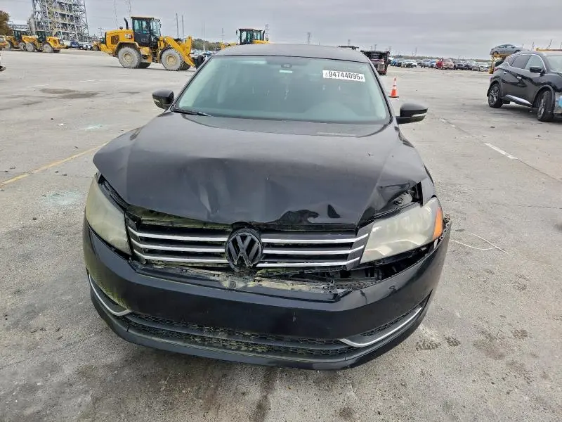 2014 VOLKSWAGEN PASSAT S  