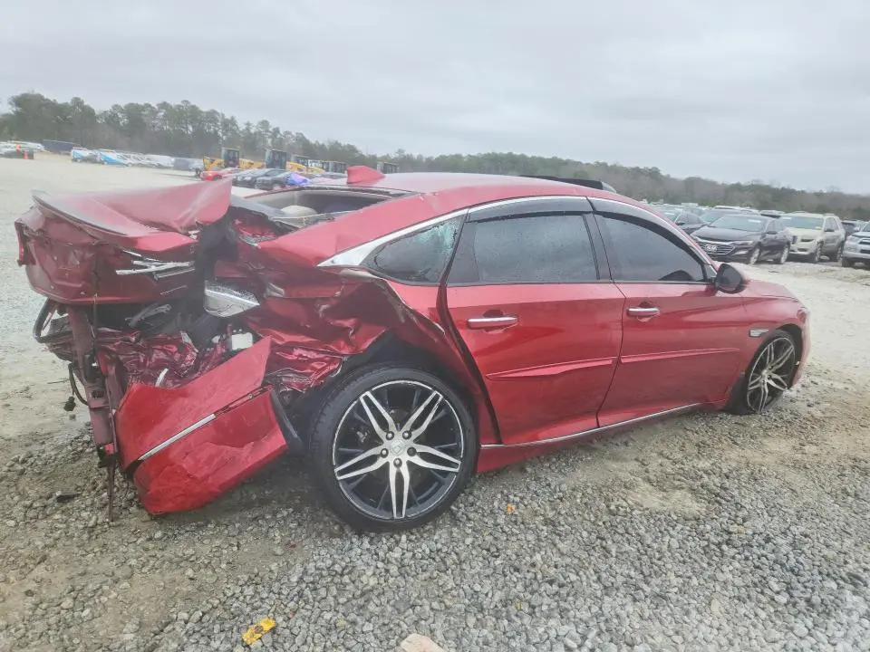 2022 HONDA ACCORD TOURING  