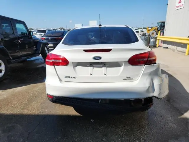 2016 FORD FOCUS SE  