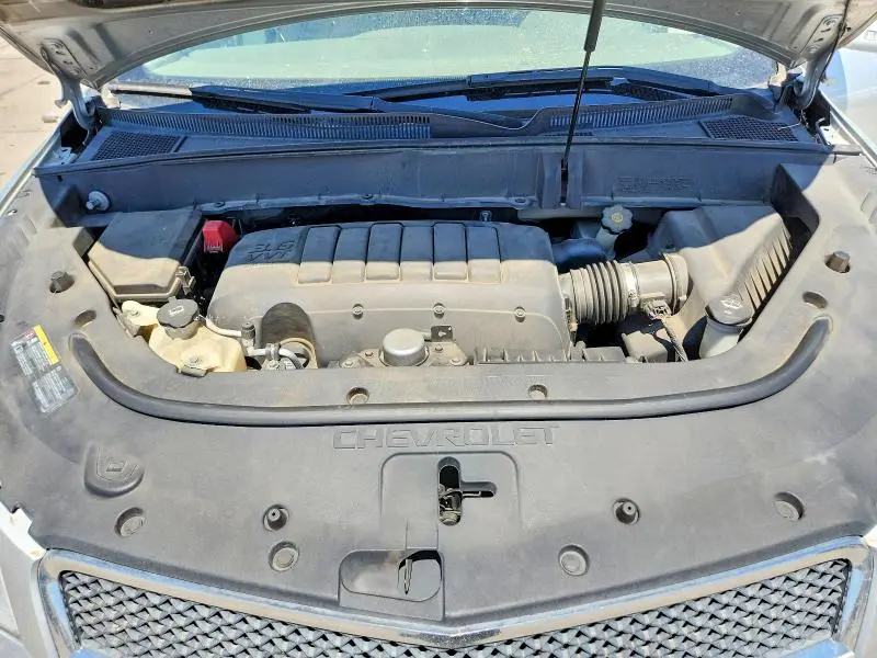 2010 CHEVROLET TRAVERSE LT  