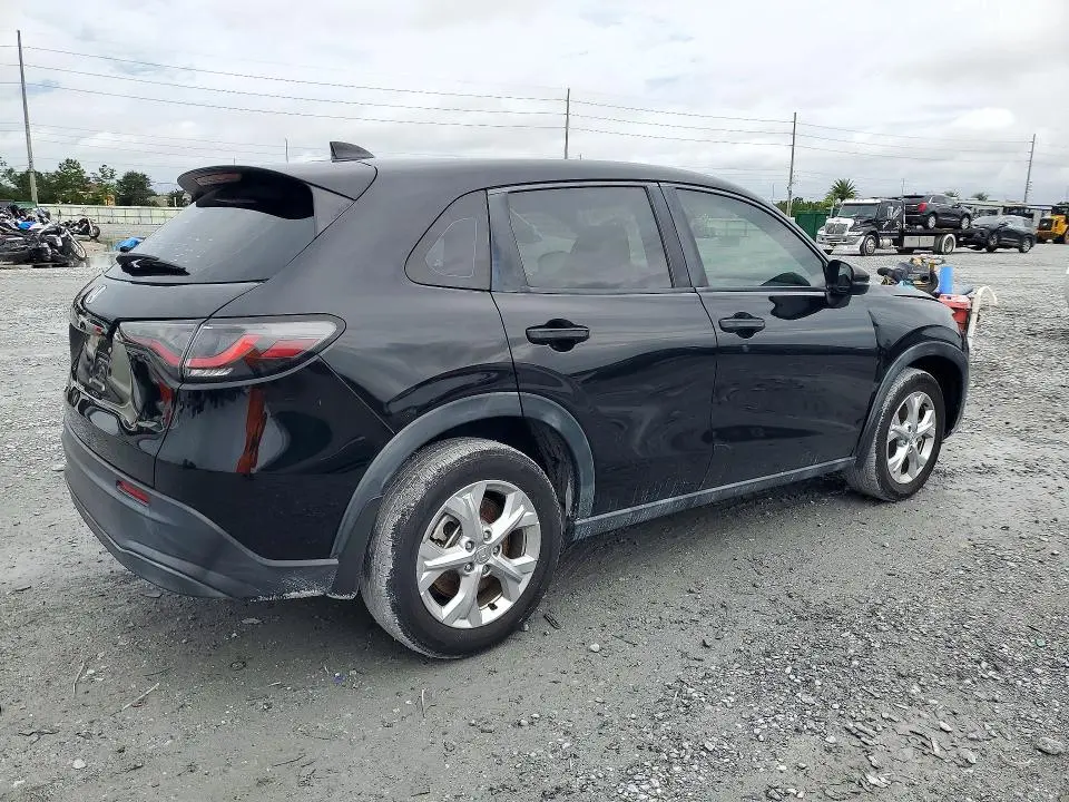 2023 HONDA HR-V LX  