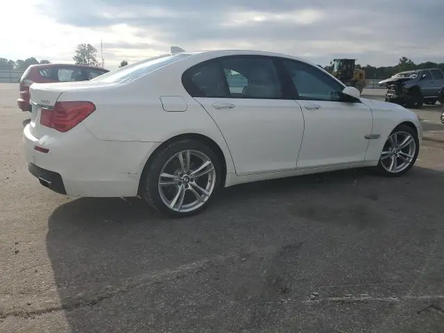 2012 BMW 740 I