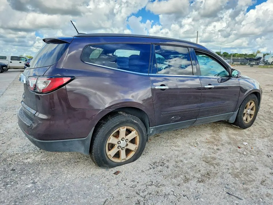 2016 CHEVROLET TRAVERSE LT  