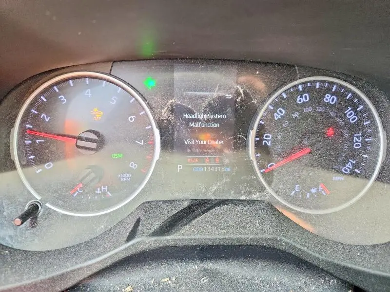 2019 TOYOTA RAV4 XLE  