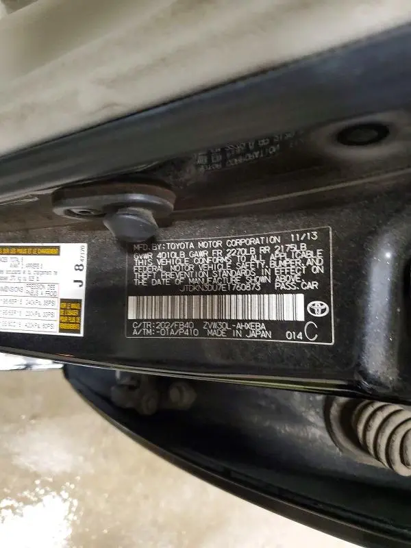 2014 TOYOTA PRIUS THREE  
