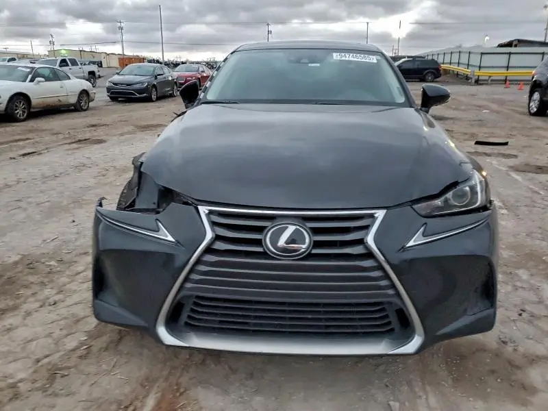 2019 LEXUS IS 300  