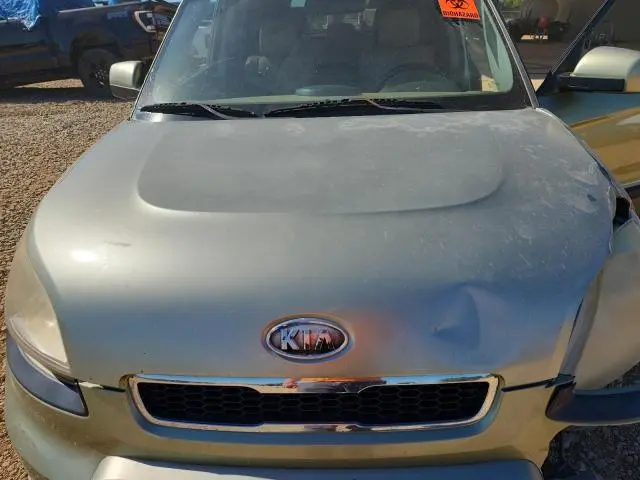 2011 KIA SOUL +  