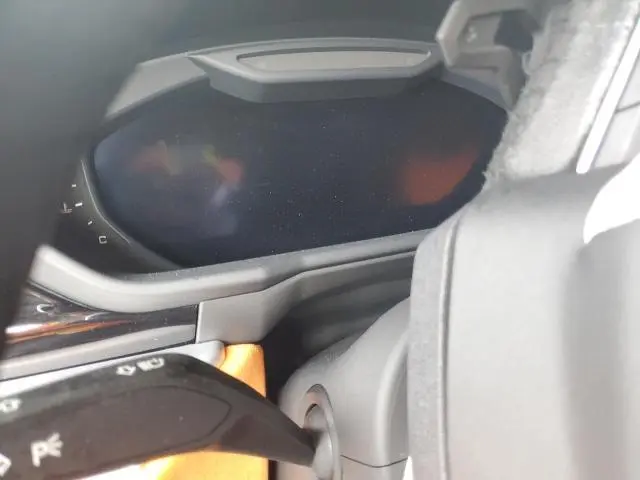 2019 LAMBORGHINI URUS   