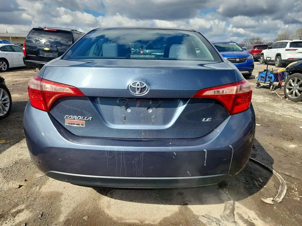 2018 TOYOTA COROLLA LE  