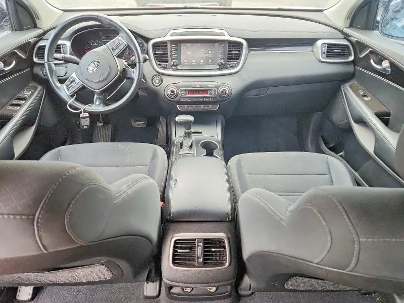 2020 KIA SORENTO S  